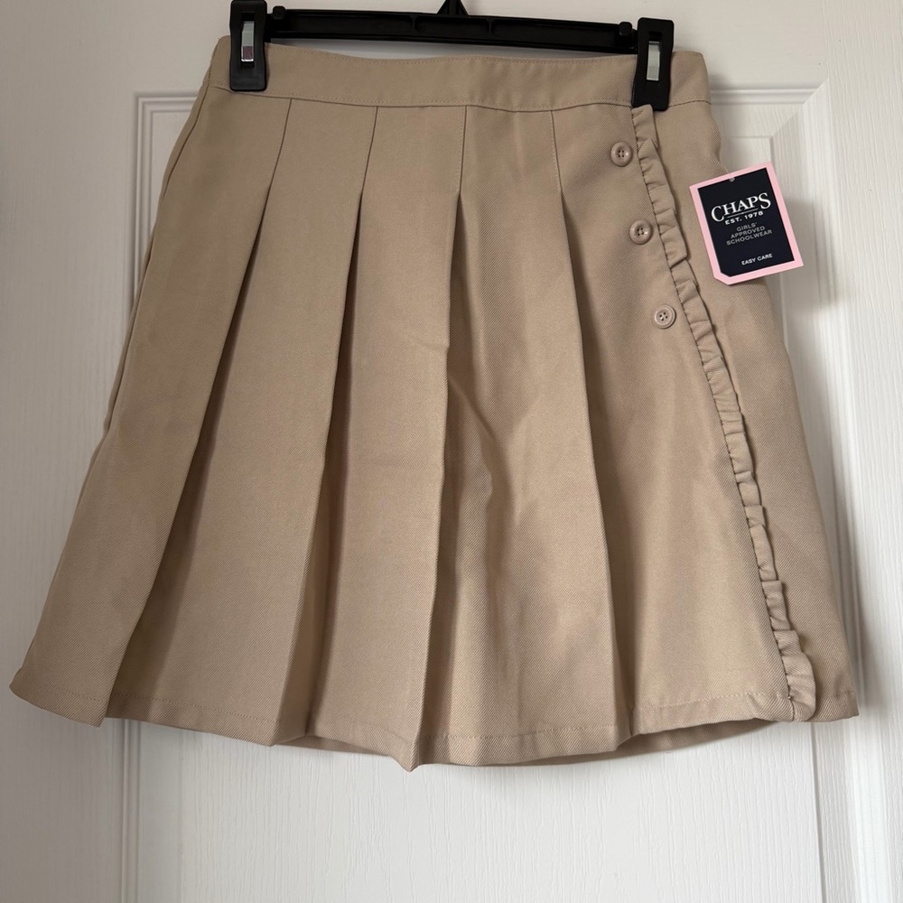 New Girl’s Chaps Tan Pleated Skirt